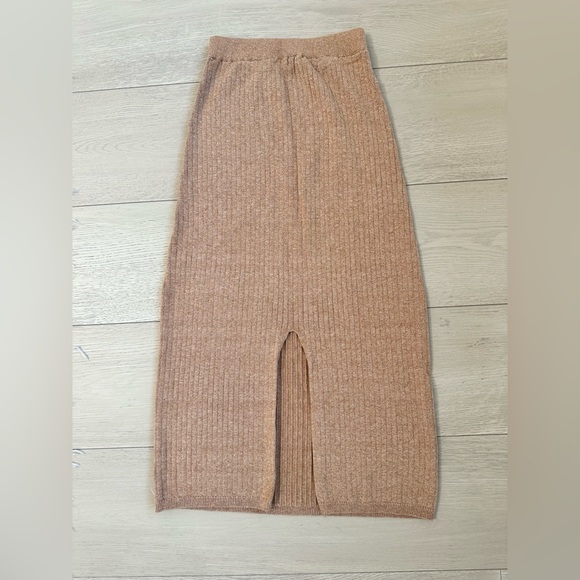 NWOT Free People Skyline Skirt - Picture 5 of 5